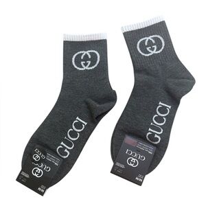 NWT 2 Pair Gucci Outlet Men's Socks with classic Gucci Logo